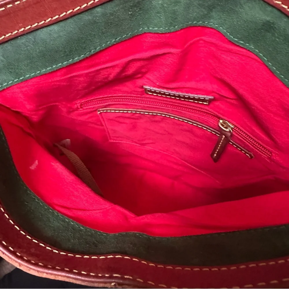 Dooney & Bourke Florentine Toggle Bordeaux Merlot Shoulder Crossbody Bag - Picture 3 of 8